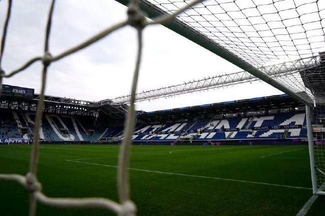 亚特兰大与莱切的比赛因莱切理疗师突然离世而延期